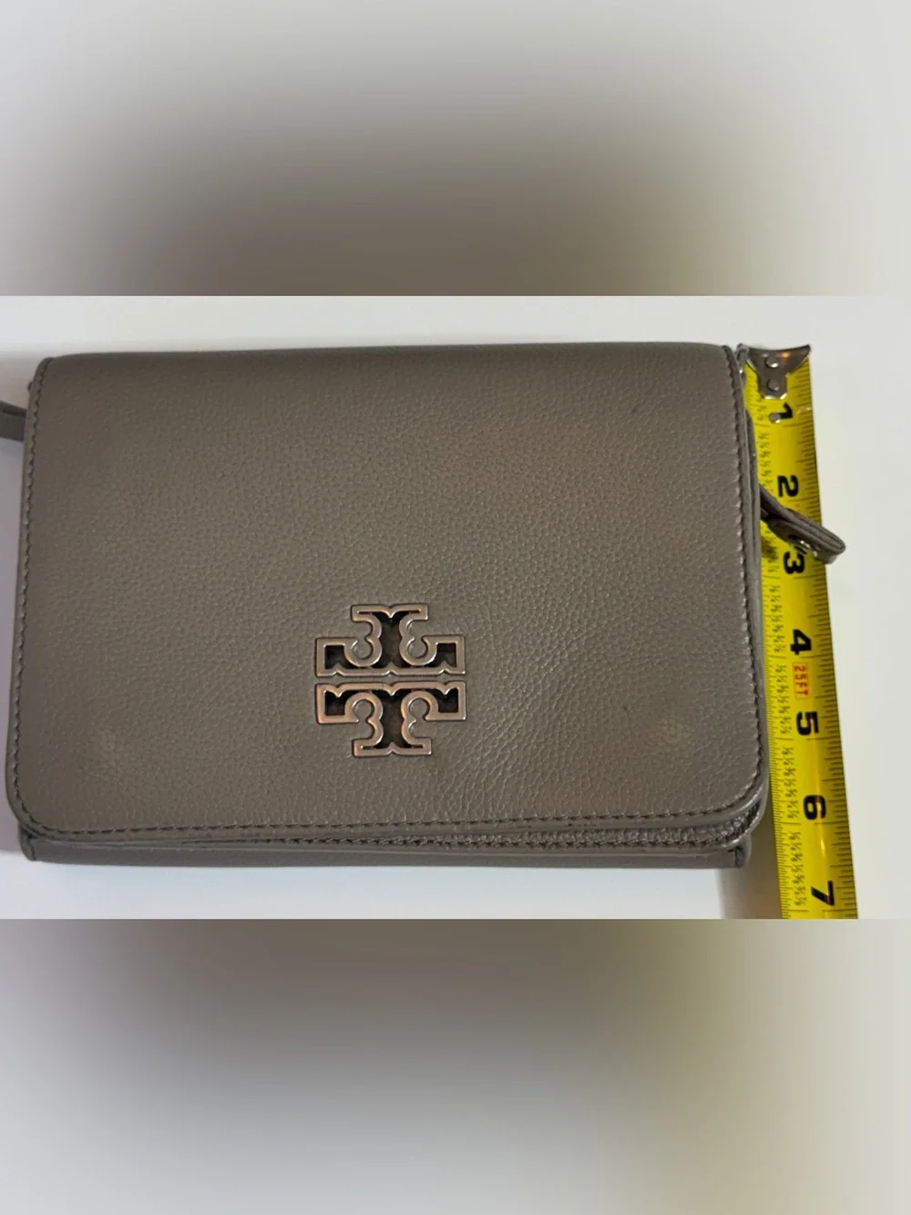 Tory Burch Pebbled Leather Crossbody in Light Taupe